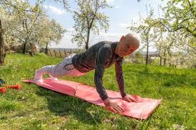 斯洛特：基耶萨生病了，加克波踢利兹联伤了将缺席几周